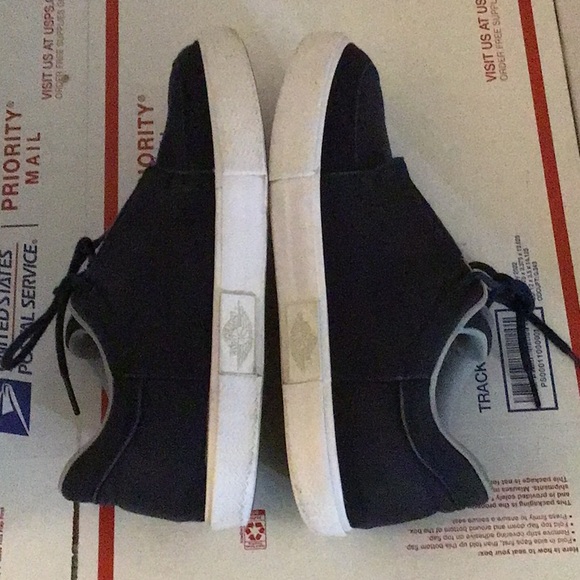 JORDAN SHOES - Picture 2 of 9